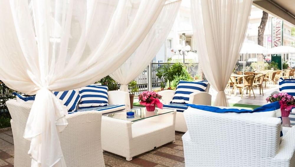 Hotel Capinera Rimini Eksteriør billede