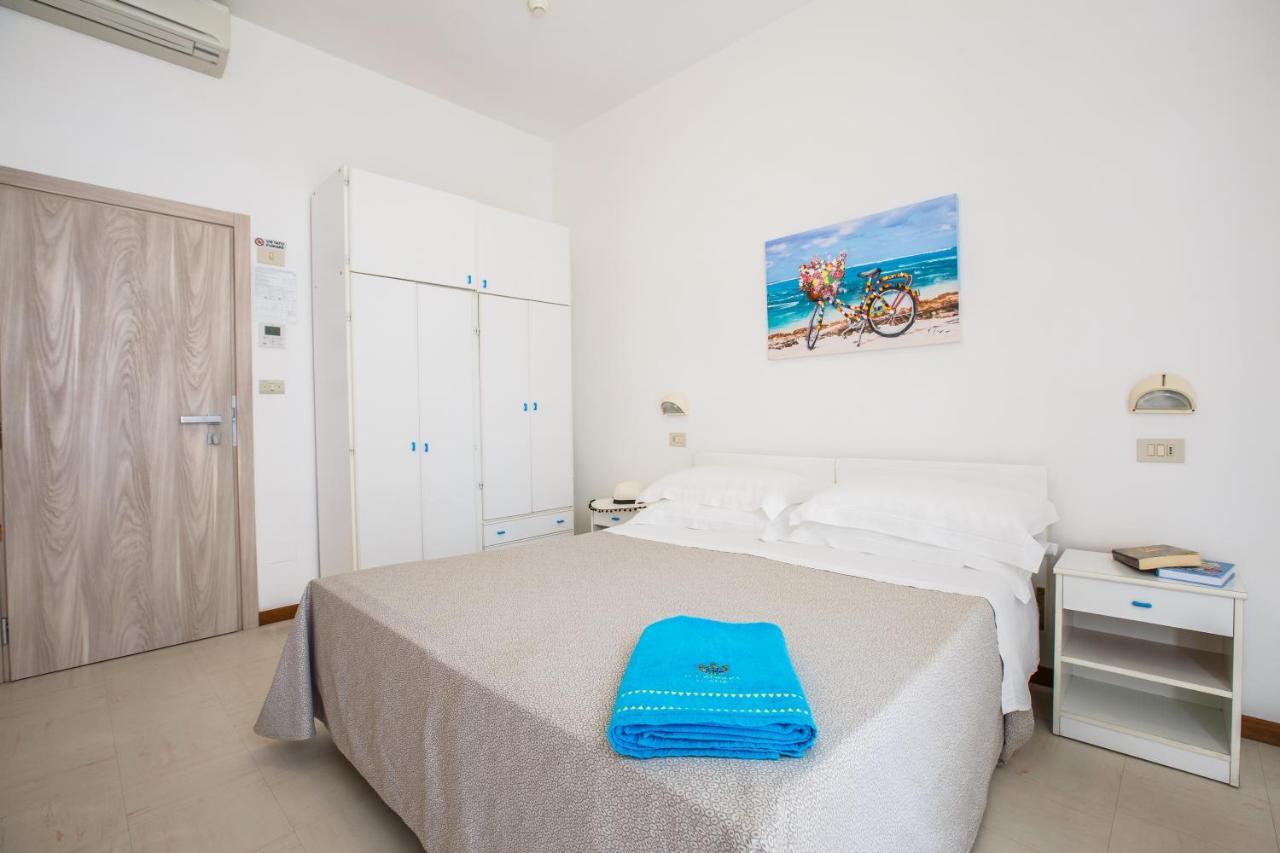 Hotel Capinera Rimini Eksteriør billede